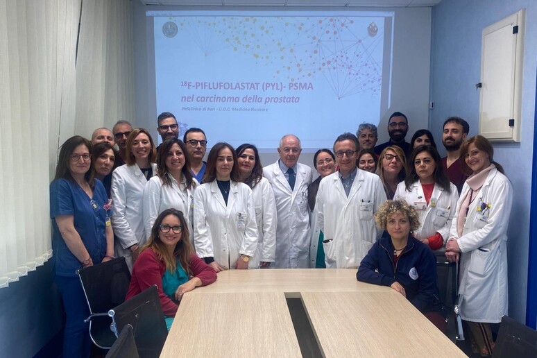- RIPRODUZIONE RISERVATA