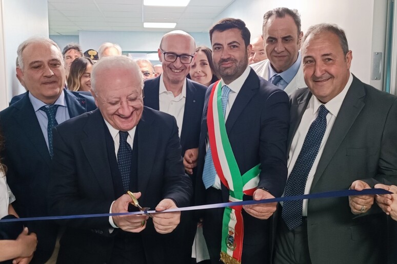 - RIPRODUZIONE RISERVATA