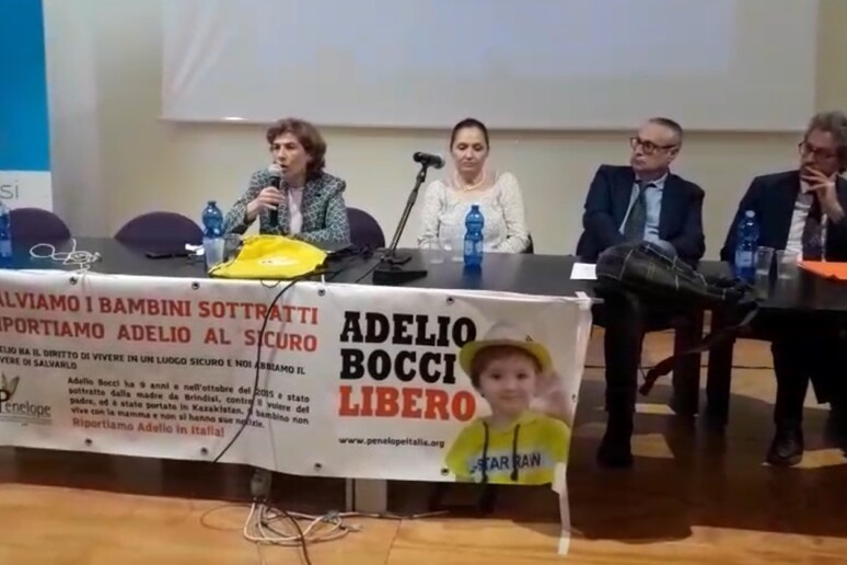 - RIPRODUZIONE RISERVATA