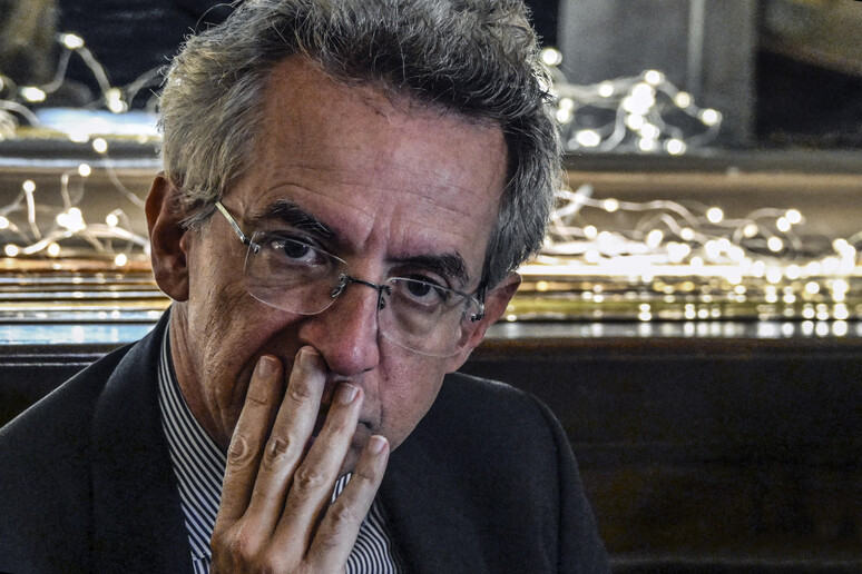 - RIPRODUZIONE RISERVATA
