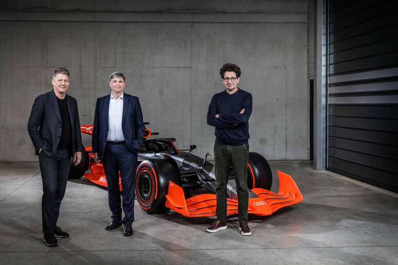 From the left  Gernot Döllner, Jürgen Rittersberger e Mattia Binotto - RIPRODUZIONE RISERVATA
