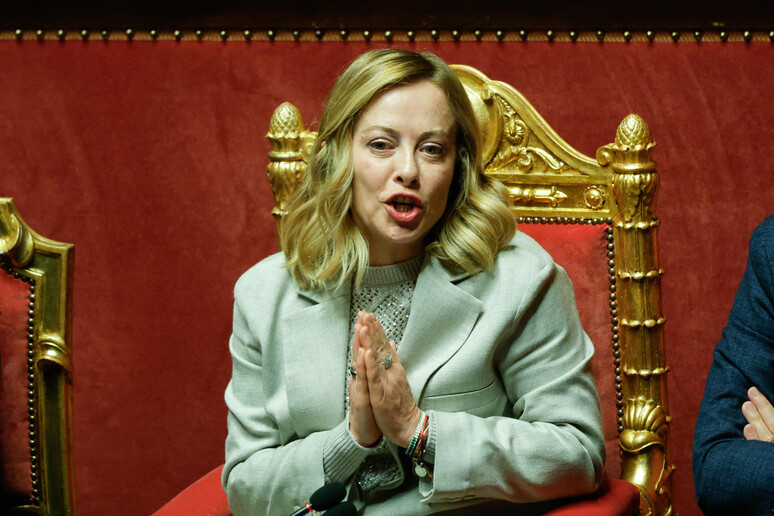 - RIPRODUZIONE RISERVATA