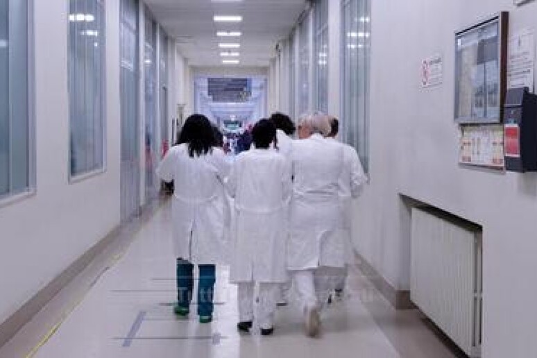- RIPRODUZIONE RISERVATA