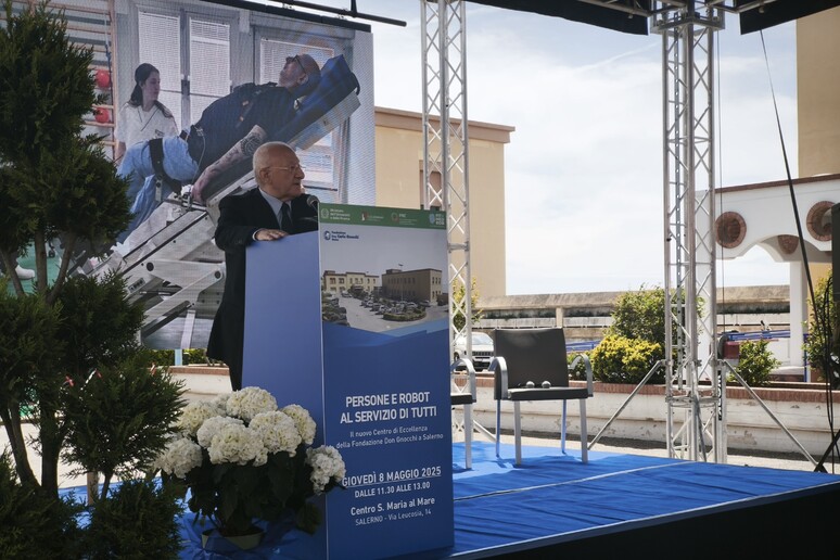 - RIPRODUZIONE RISERVATA