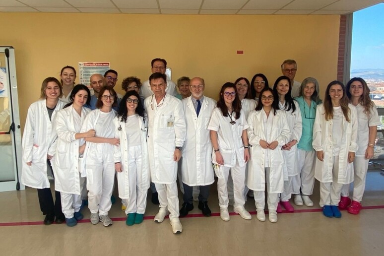 - RIPRODUZIONE RISERVATA