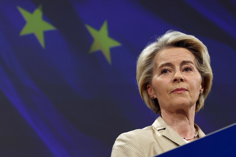 Von der Leyen: "Altri 3 miliardi per le politiche legate ai migranti" © ANSA/EPA